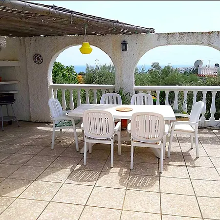 Acebo 3 Bedroom Detached With Private Pool فيلة نيرخا